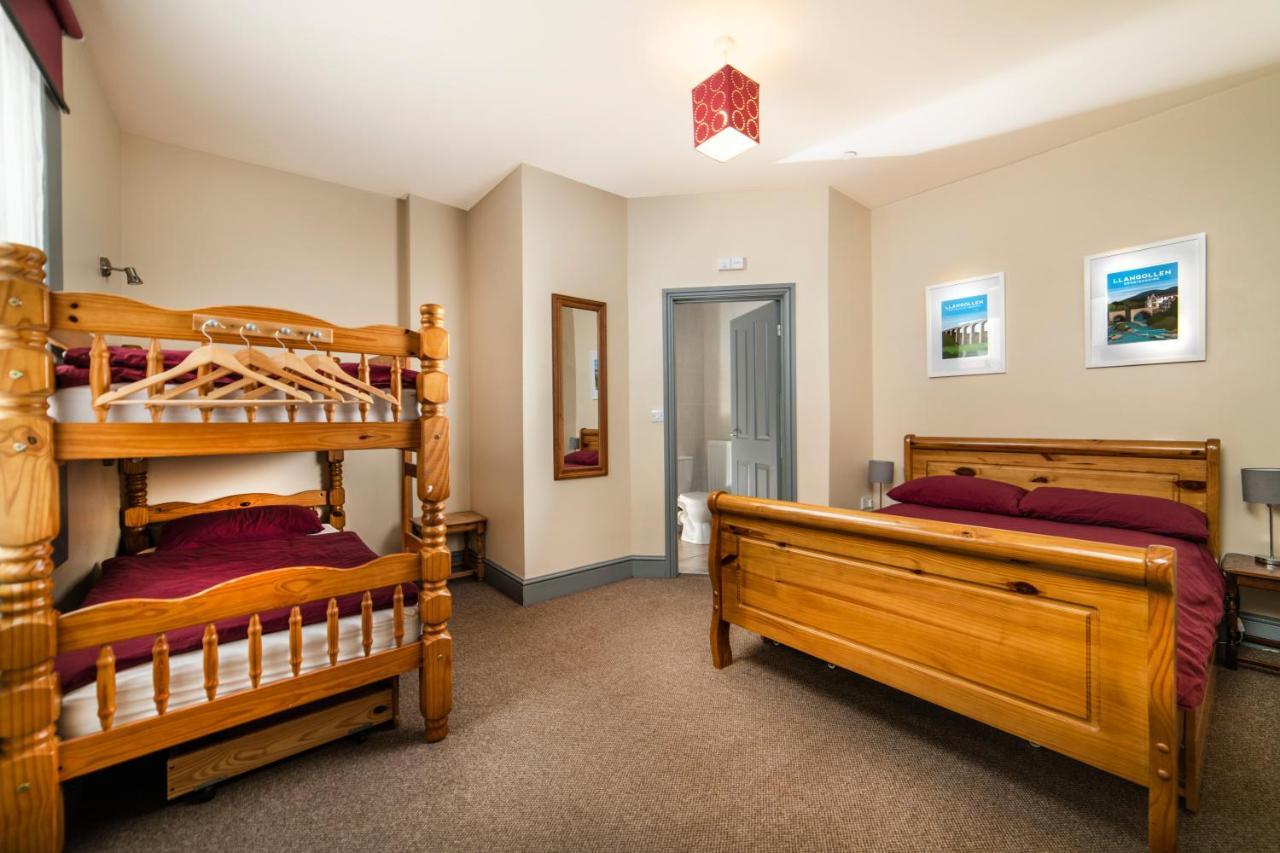 Llangollen Hostel Guest Rooms - No Dormitories - Self Catering Exteriér fotografie