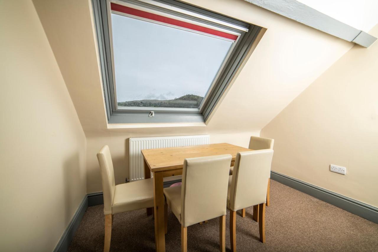Llangollen Hostel Guest Rooms - No Dormitories - Self Catering Exteriér fotografie