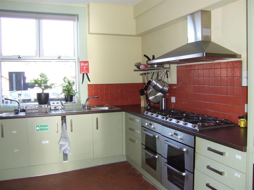 Llangollen Hostel Guest Rooms - No Dormitories - Self Catering Exteriér fotografie