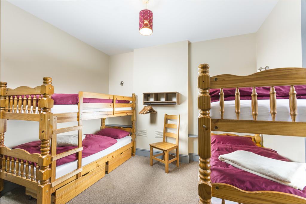 Llangollen Hostel Guest Rooms - No Dormitories - Self Catering Exteriér fotografie